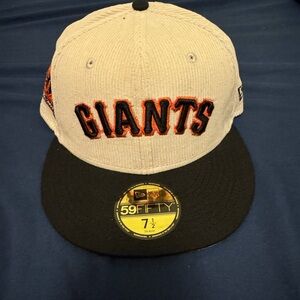 New Era Giants Cap - Tan and Black
